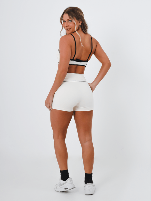 Short Line Off White